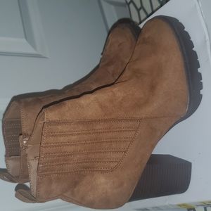 Women's Brown Suede Boots Size 9.5